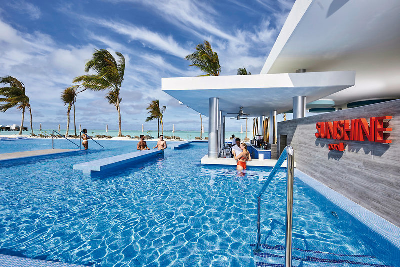Hotel Riu Atoll
