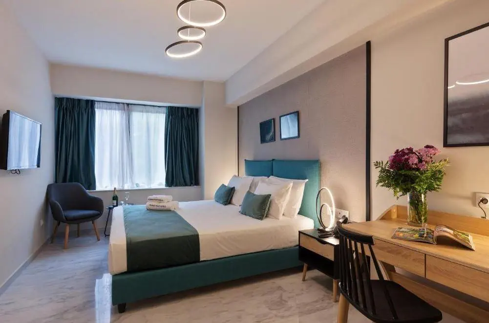 Trendy by Athens Prime
